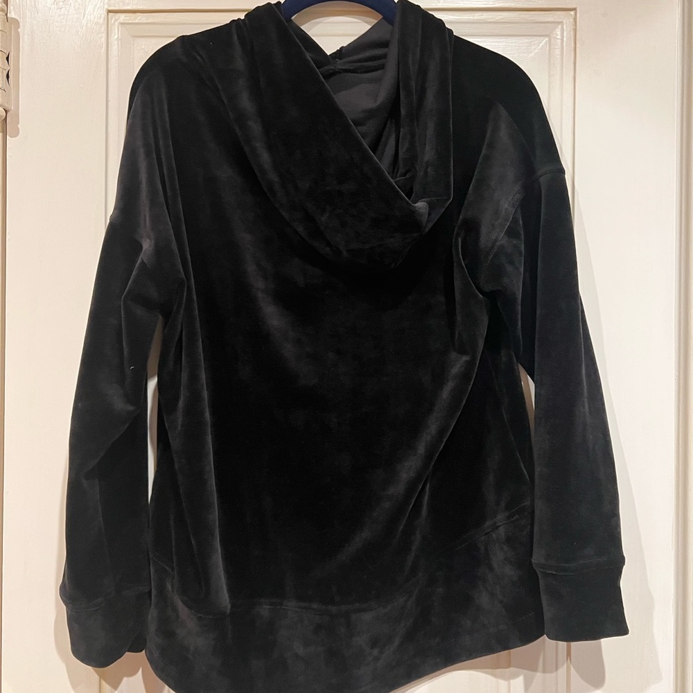 Velvet Pullover